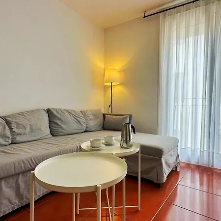 Nomad Haux In The Heart Of Tossa 2 * 또사데마르